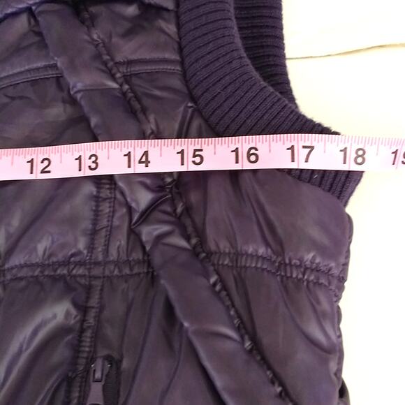 Calvin Klein Performance Quilted Puffer Vest Wmn's Sz S Purple Full Zip Pockets - Picture 7 of 12